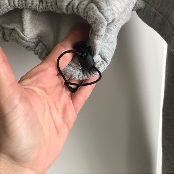 Gap Hooded Crop Sweatshirt - Picture 6 of 6